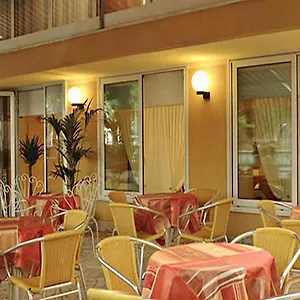 Hotel Majorca Via Rapallo 9, Rimini